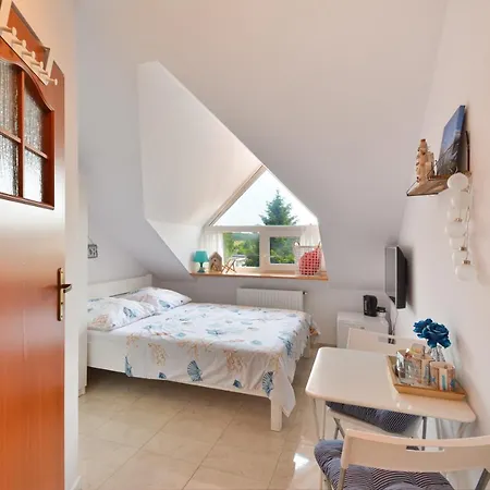 Homestay Pensjonat Perelka Ustronie Morskie